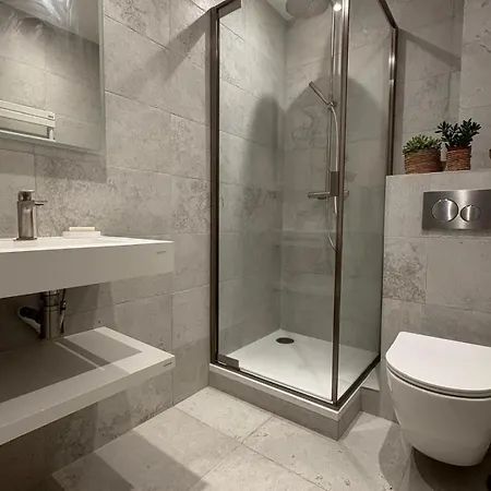 3 Pieces Plein Vieil * 昂蒂布